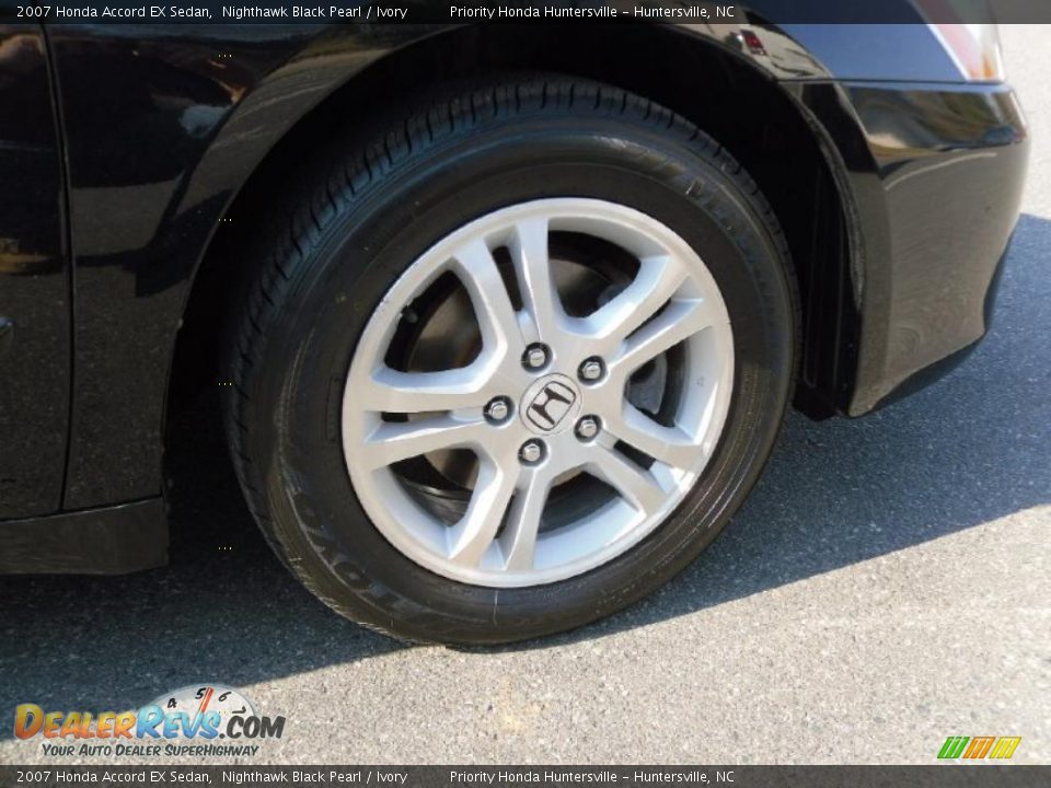 2007 Honda Accord EX Sedan Nighthawk Black Pearl / Ivory Photo #19