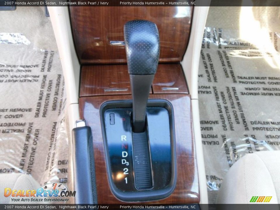 2007 Honda Accord EX Sedan Nighthawk Black Pearl / Ivory Photo #23