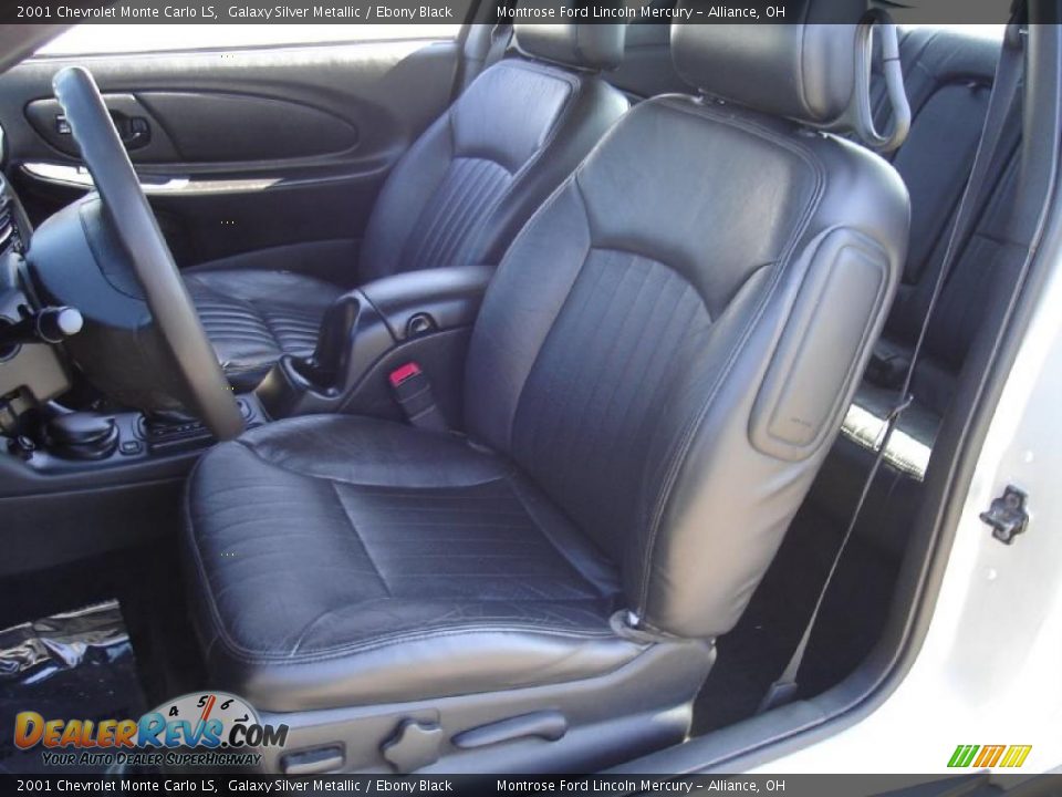 2001 Chevrolet Monte Carlo LS Galaxy Silver Metallic / Ebony Black Photo #12