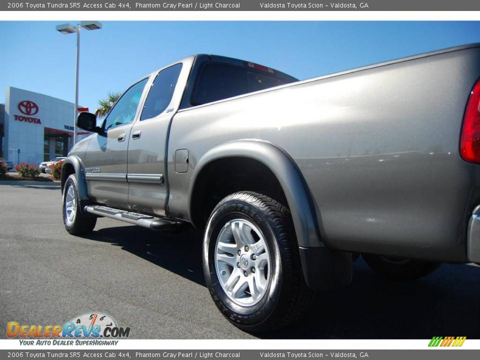 2006 Toyota Tundra SR5 Access Cab 4x4 Phantom Gray Pearl / Light Charcoal Photo #4