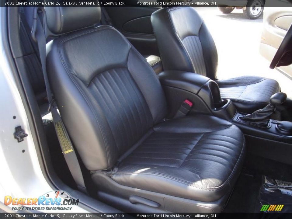 2001 Chevrolet Monte Carlo LS Galaxy Silver Metallic / Ebony Black Photo #13