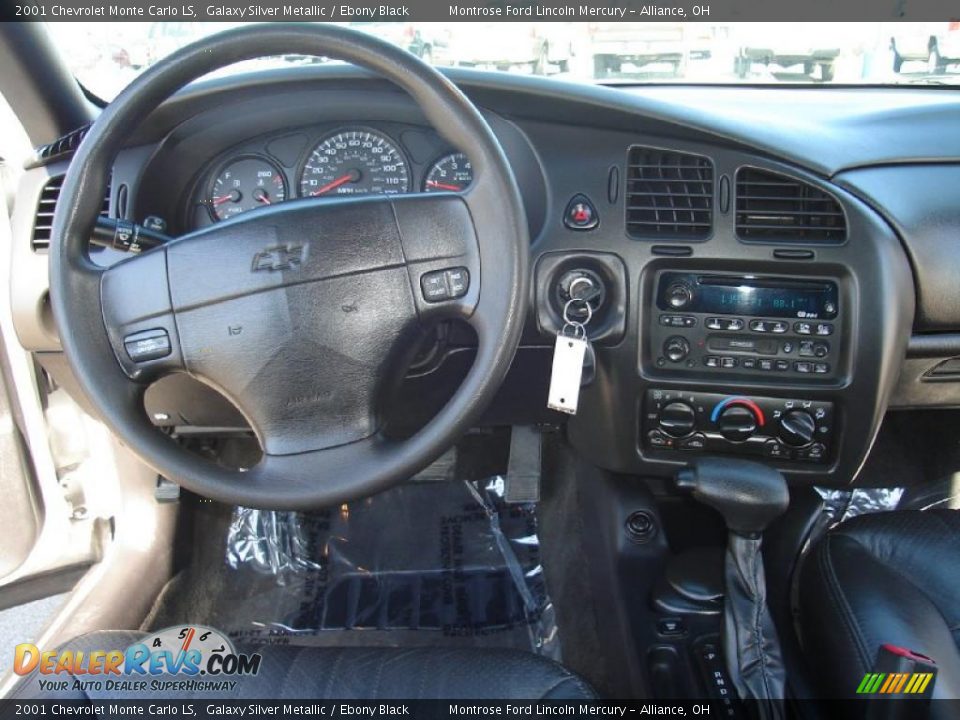 2001 Chevrolet Monte Carlo LS Galaxy Silver Metallic / Ebony Black Photo #15