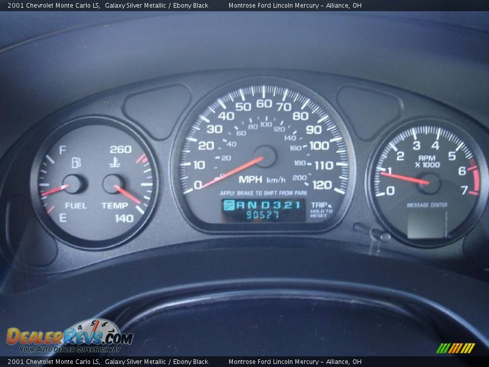 2001 Chevrolet Monte Carlo LS Galaxy Silver Metallic / Ebony Black Photo #22