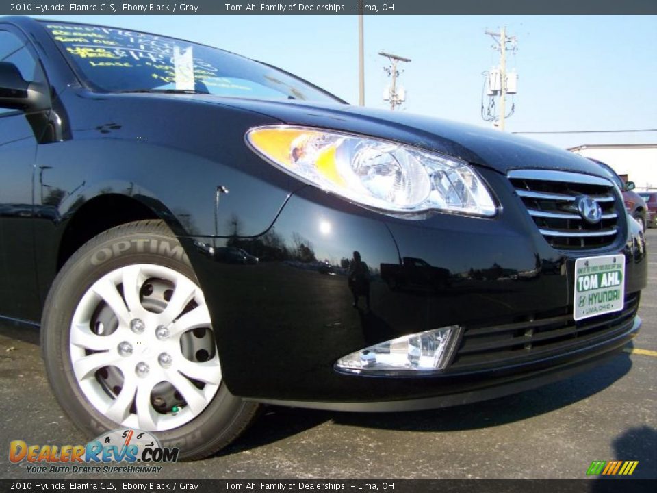 2010 Hyundai Elantra GLS Ebony Black / Gray Photo #2