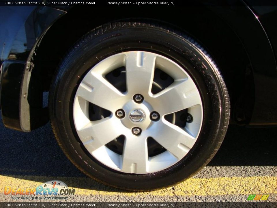 2007 Nissan Sentra 2.0 Super Black / Charcoal/Steel Photo #24