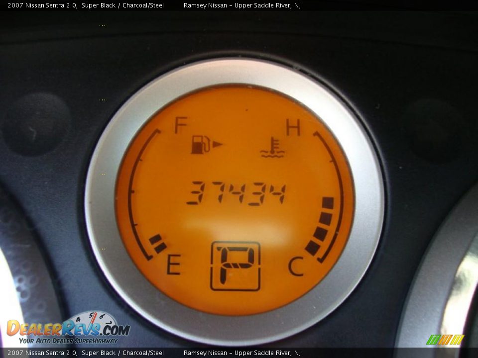 2007 Nissan Sentra 2.0 Super Black / Charcoal/Steel Photo #34
