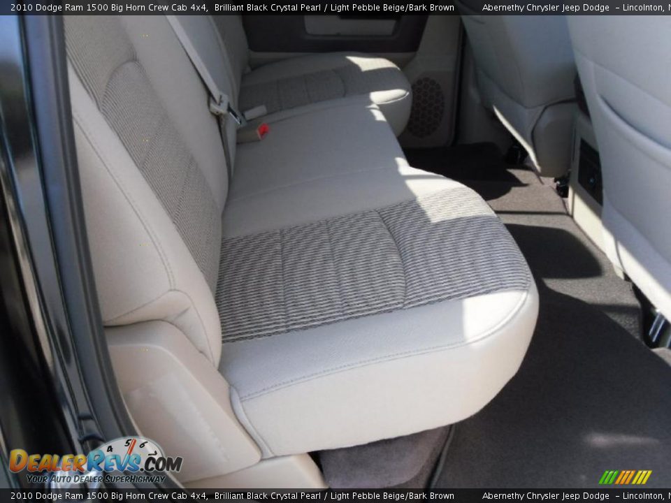 2010 Dodge Ram 1500 Big Horn Crew Cab 4x4 Brilliant Black Crystal Pearl / Light Pebble Beige/Bark Brown Photo #15