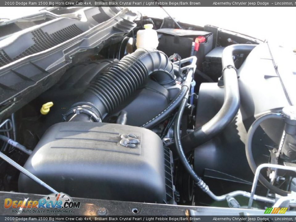 2010 Dodge Ram 1500 Big Horn Crew Cab 4x4 Brilliant Black Crystal Pearl / Light Pebble Beige/Bark Brown Photo #21