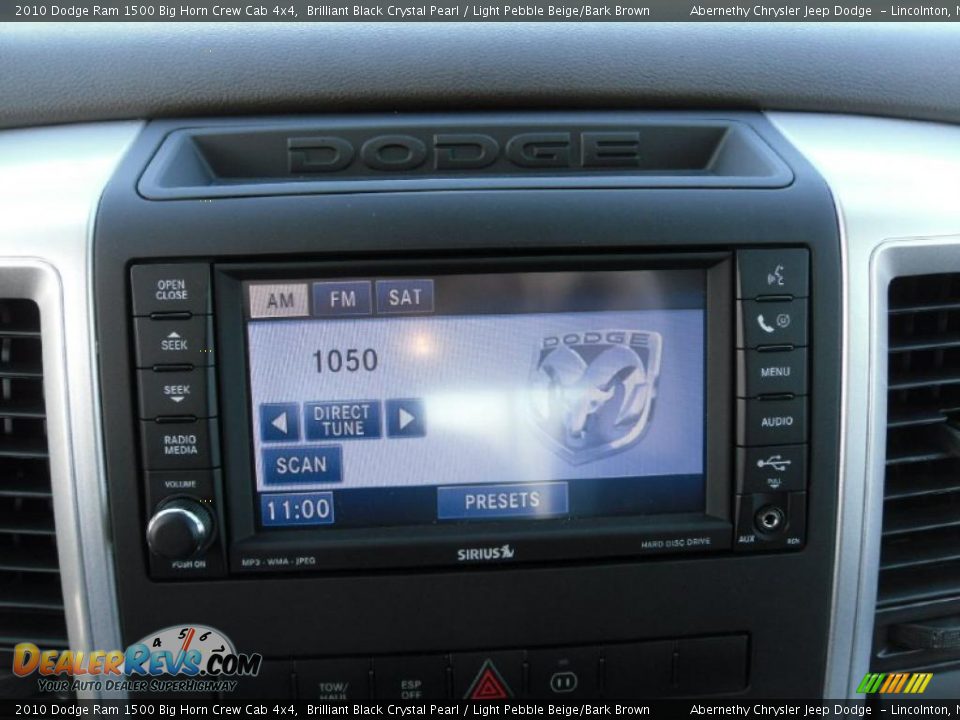 2010 Dodge Ram 1500 Big Horn Crew Cab 4x4 Brilliant Black Crystal Pearl / Light Pebble Beige/Bark Brown Photo #24