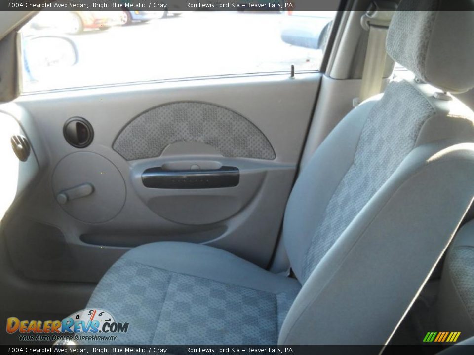 2004 Chevrolet Aveo Sedan Bright Blue Metallic / Gray Photo #8