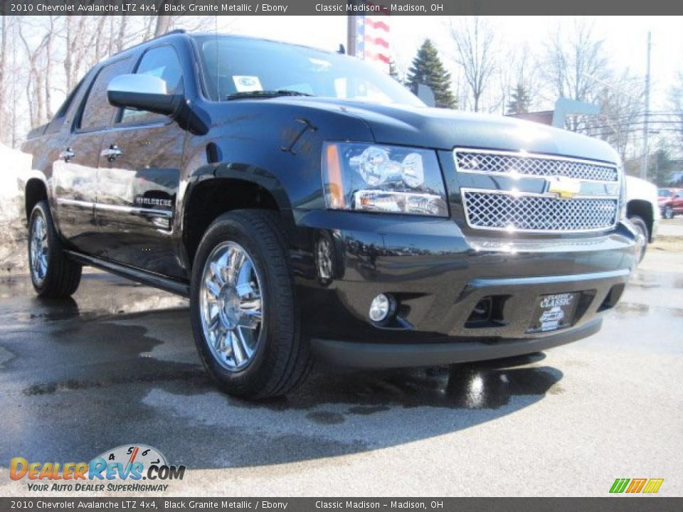 2010 Chevrolet Avalanche LTZ 4x4 Black Granite Metallic / Ebony Photo #3