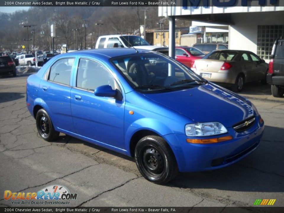 2004 Chevrolet Aveo Sedan Bright Blue Metallic / Gray Photo #18