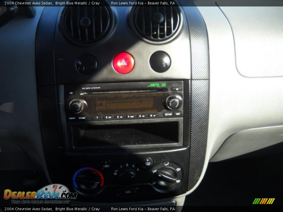 2004 Chevrolet Aveo Sedan Bright Blue Metallic / Gray Photo #22