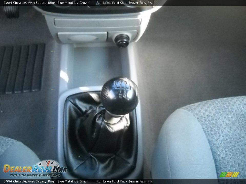 2004 Chevrolet Aveo Sedan Bright Blue Metallic / Gray Photo #23