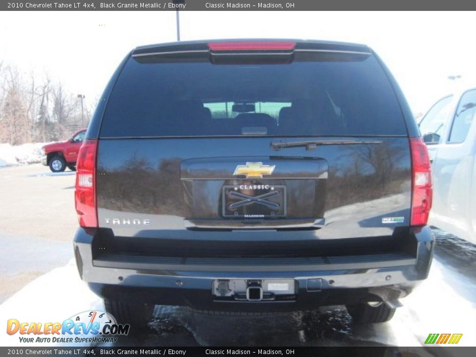 2010 Chevrolet Tahoe LT 4x4 Black Granite Metallic / Ebony Photo #4
