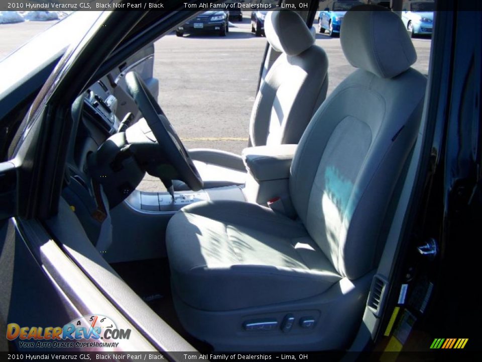 2010 Hyundai Veracruz GLS Black Noir Pearl / Black Photo #9