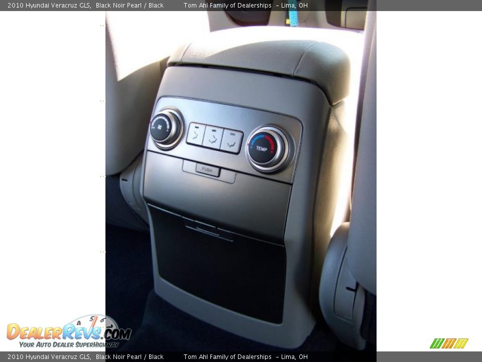 2010 Hyundai Veracruz GLS Black Noir Pearl / Black Photo #15