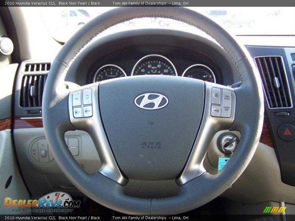 2010 Hyundai Veracruz GLS Black Noir Pearl / Black Photo #19
