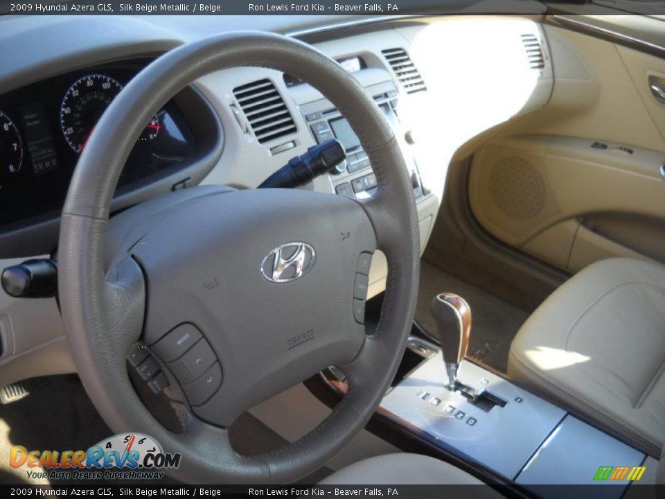 2009 Hyundai Azera GLS Silk Beige Metallic / Beige Photo #7