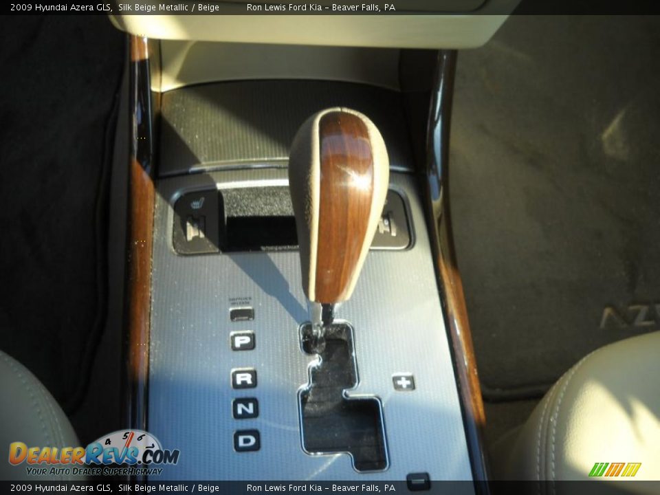 2009 Hyundai Azera GLS Silk Beige Metallic / Beige Photo #23