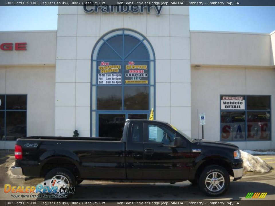 2007 Ford F150 XLT Regular Cab 4x4 Black / Medium Flint Photo #1