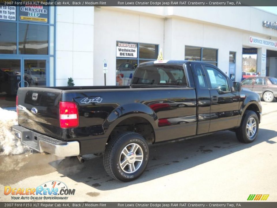 2007 Ford F150 XLT Regular Cab 4x4 Black / Medium Flint Photo #2