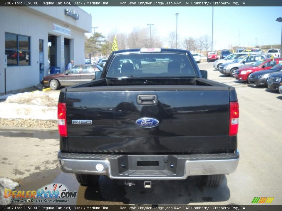 2007 Ford F150 XLT Regular Cab 4x4 Black / Medium Flint Photo #3