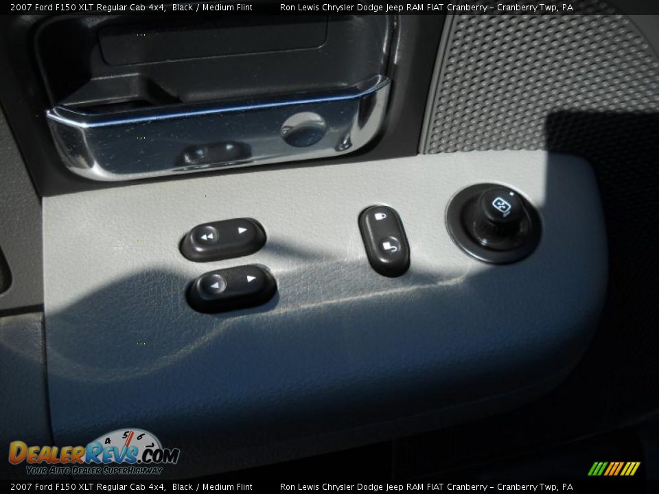 2007 Ford F150 XLT Regular Cab 4x4 Black / Medium Flint Photo #20