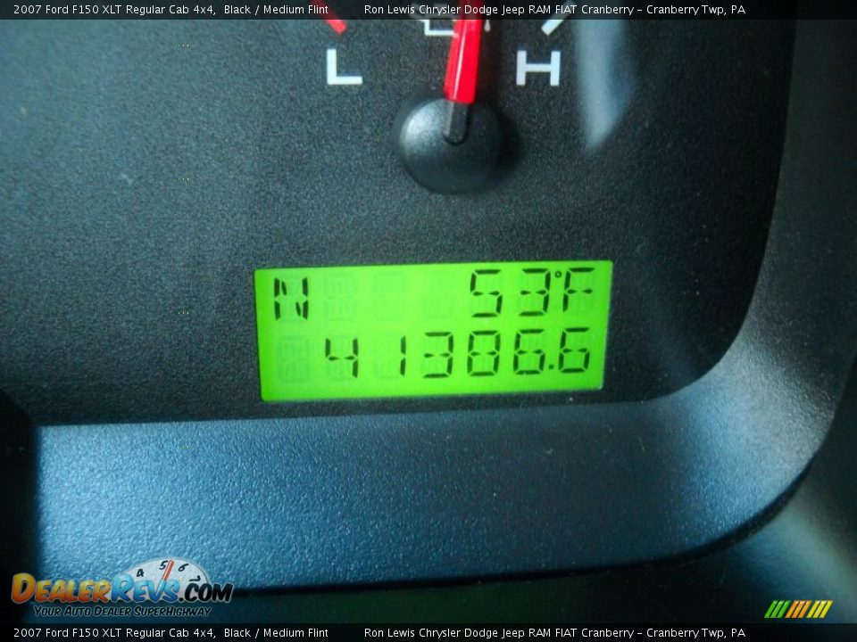 2007 Ford F150 XLT Regular Cab 4x4 Black / Medium Flint Photo #25