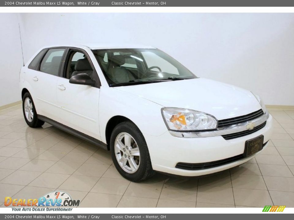 2004 Chevrolet Malibu Maxx LS Wagon White / Gray Photo #1