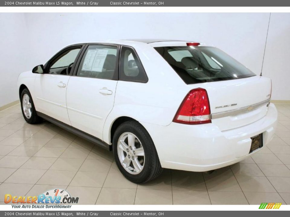 2004 Chevrolet Malibu Maxx LS Wagon White / Gray Photo #5