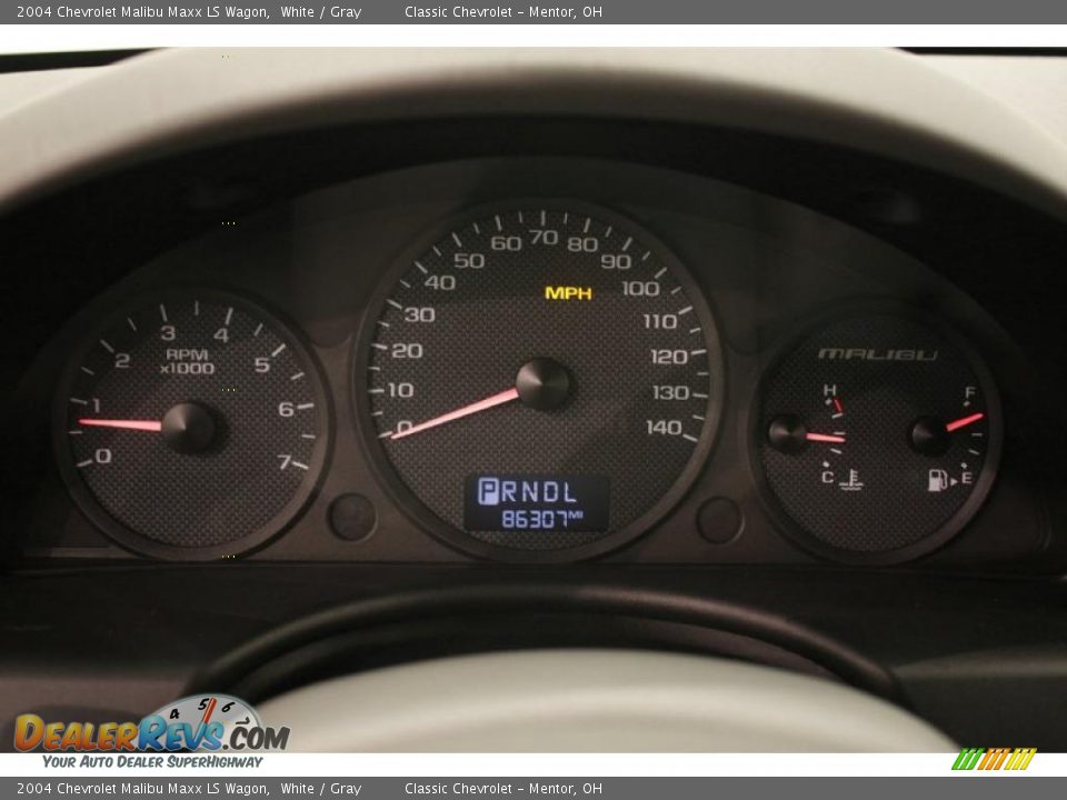 2004 Chevrolet Malibu Maxx LS Wagon White / Gray Photo #12
