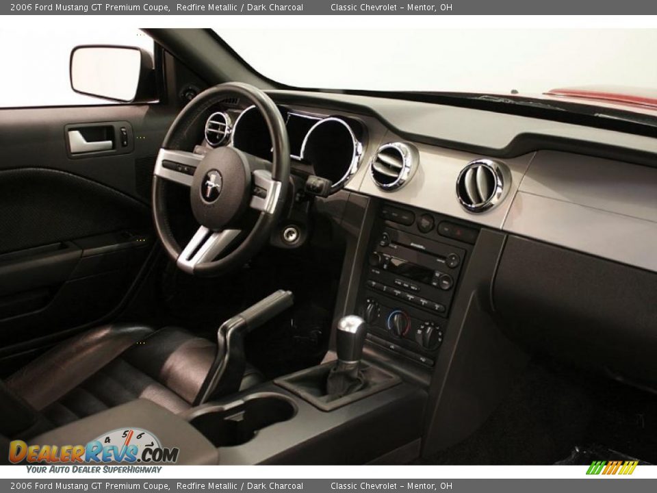 2006 Ford Mustang GT Premium Coupe Redfire Metallic / Dark Charcoal Photo #17