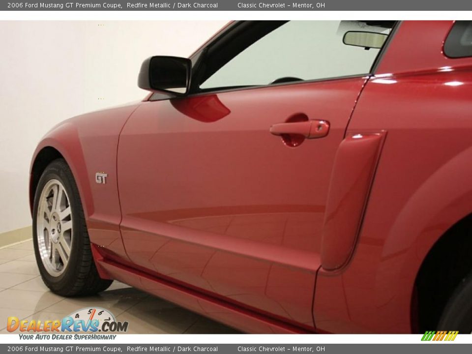 2006 Ford Mustang GT Premium Coupe Redfire Metallic / Dark Charcoal Photo #23