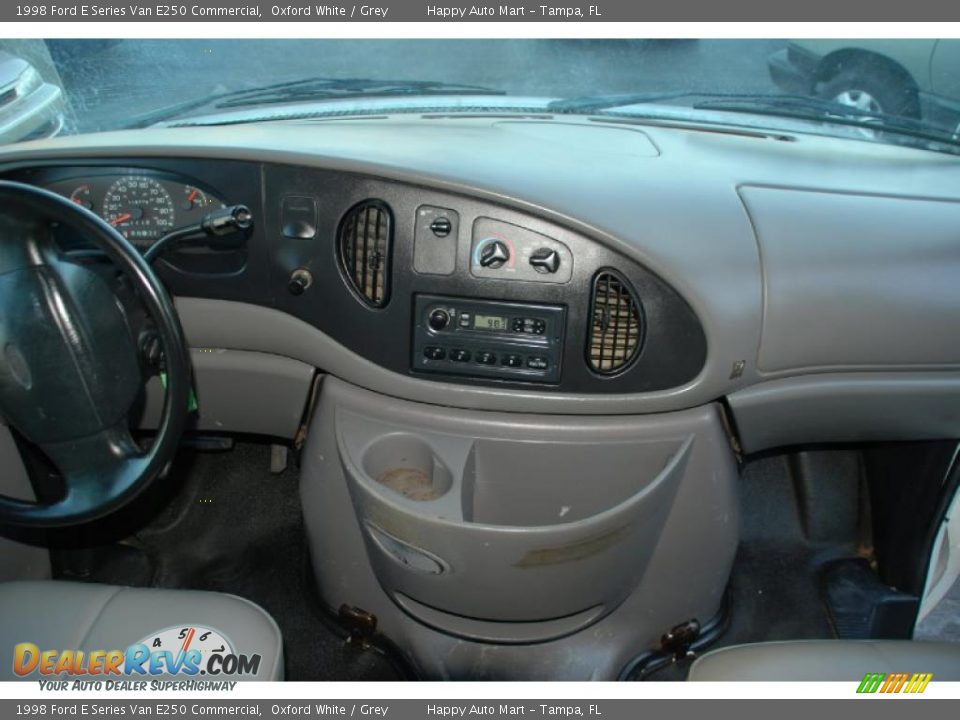 1998 Ford E Series Van E250 Commercial Oxford White / Grey Photo #13