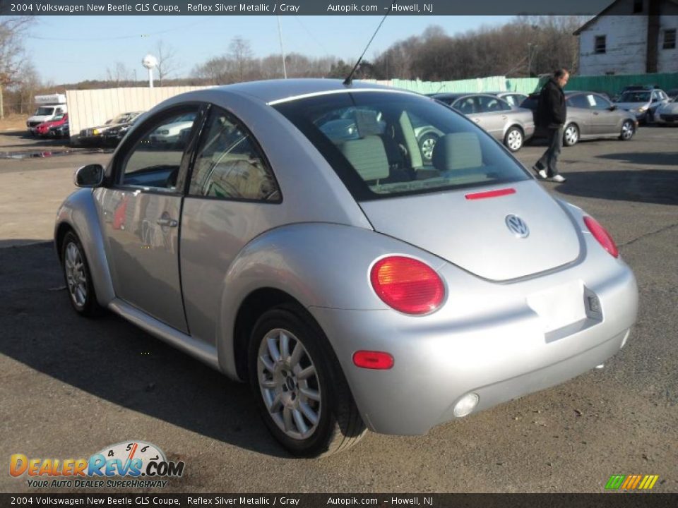 2004 Volkswagen New Beetle GLS Coupe Reflex Silver Metallic / Gray Photo #7