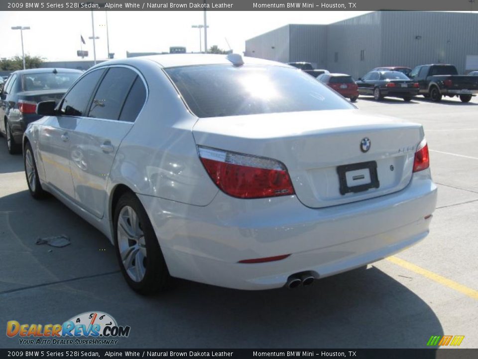2009 BMW 5 Series 528i Sedan Alpine White / Natural Brown Dakota Leather Photo #4