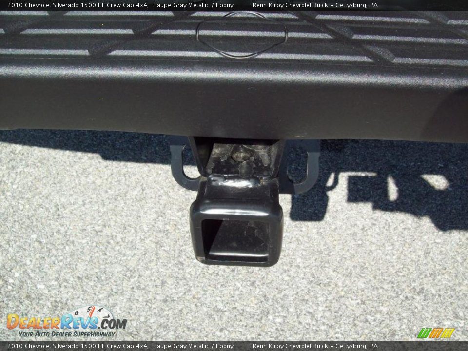 2010 Chevrolet Silverado 1500 LT Crew Cab 4x4 Taupe Gray Metallic / Ebony Photo #9