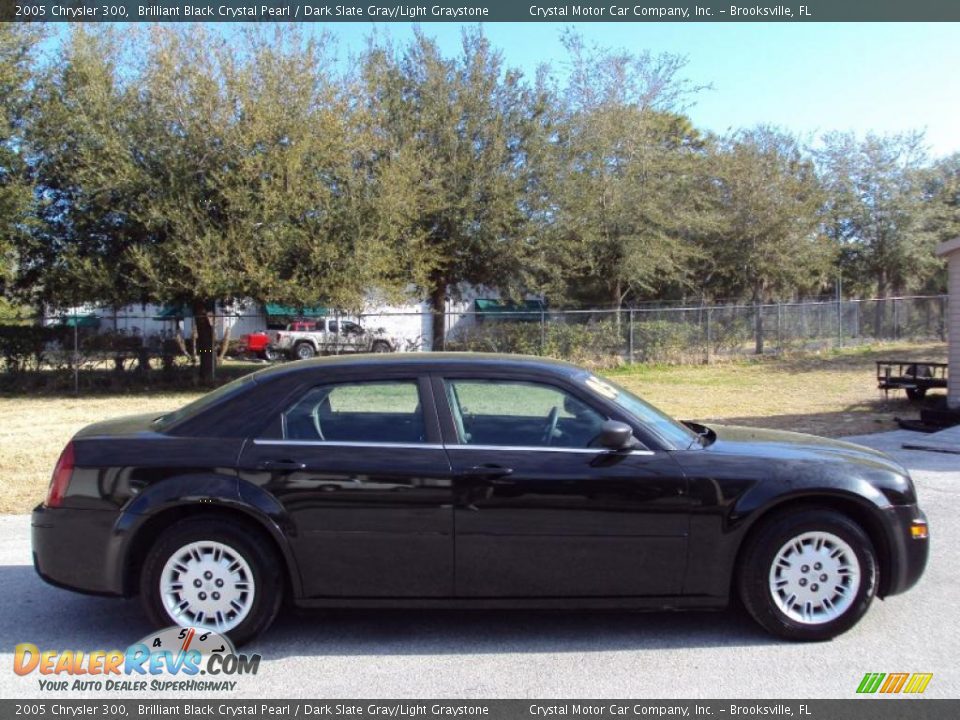 2005 Chrysler 300 Brilliant Black Crystal Pearl / Dark Slate Gray/Light Graystone Photo #9