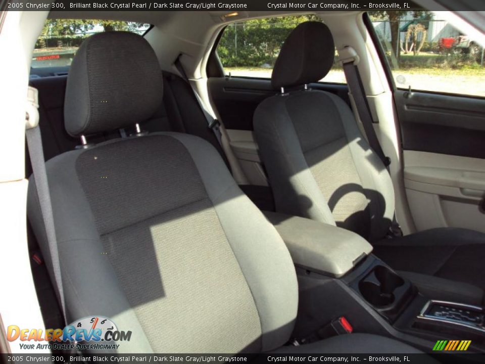 2005 Chrysler 300 Brilliant Black Crystal Pearl / Dark Slate Gray/Light Graystone Photo #12