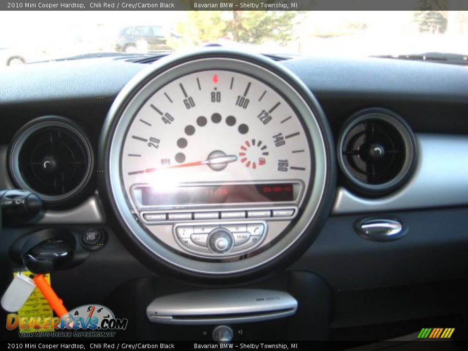 2010 Mini Cooper Hardtop Chili Red / Grey/Carbon Black Photo #17