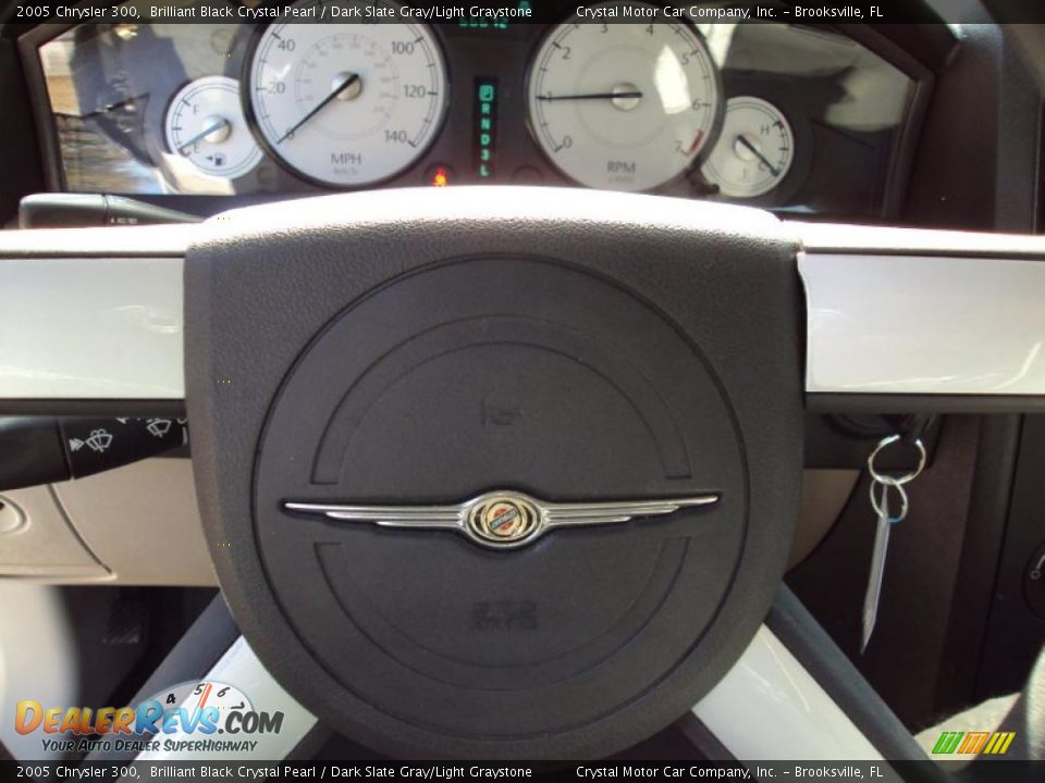 2005 Chrysler 300 Brilliant Black Crystal Pearl / Dark Slate Gray/Light Graystone Photo #21