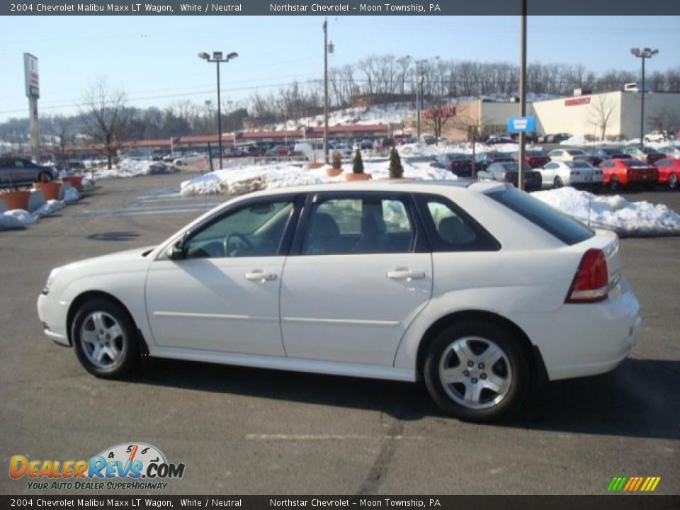 2004 Chevrolet Malibu Maxx LT Wagon White / Neutral Photo #6