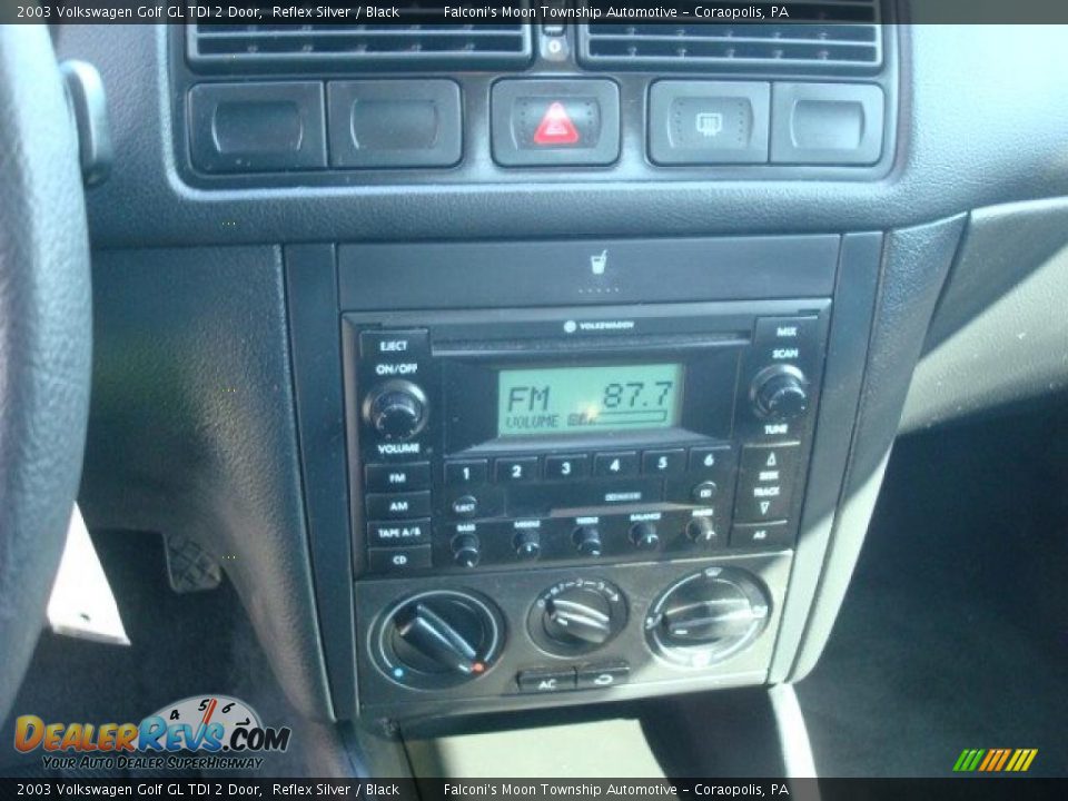 2003 Volkswagen Golf GL TDI 2 Door Reflex Silver / Black Photo #13