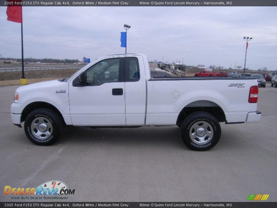 2005 Ford F150 STX Regular Cab 4x4 Oxford White / Medium Flint Grey Photo #6
