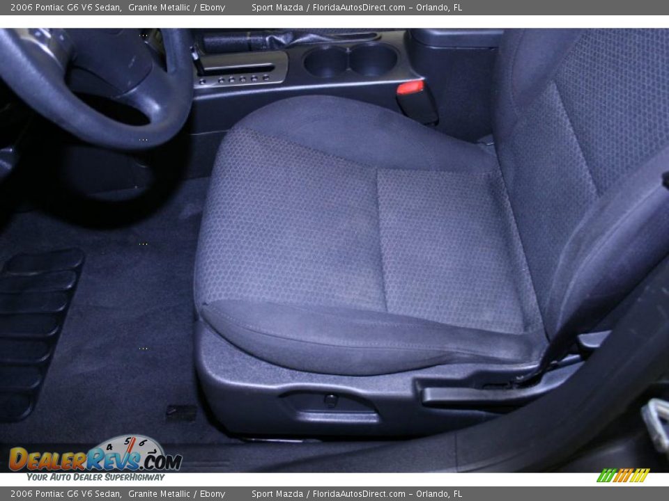 2006 Pontiac G6 V6 Sedan Granite Metallic / Ebony Photo #17