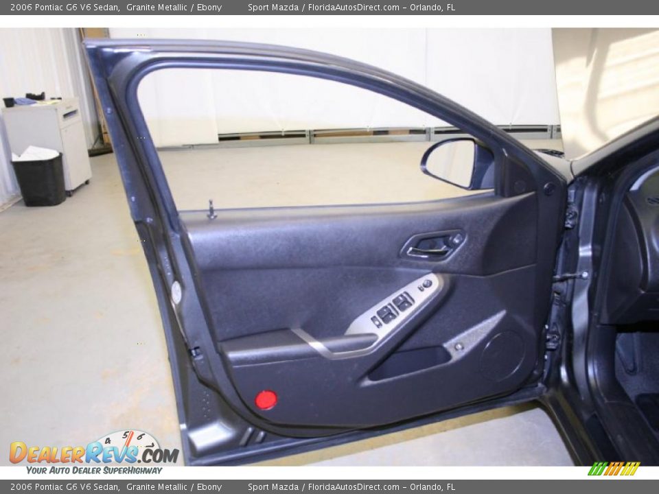 2006 Pontiac G6 V6 Sedan Granite Metallic / Ebony Photo #27