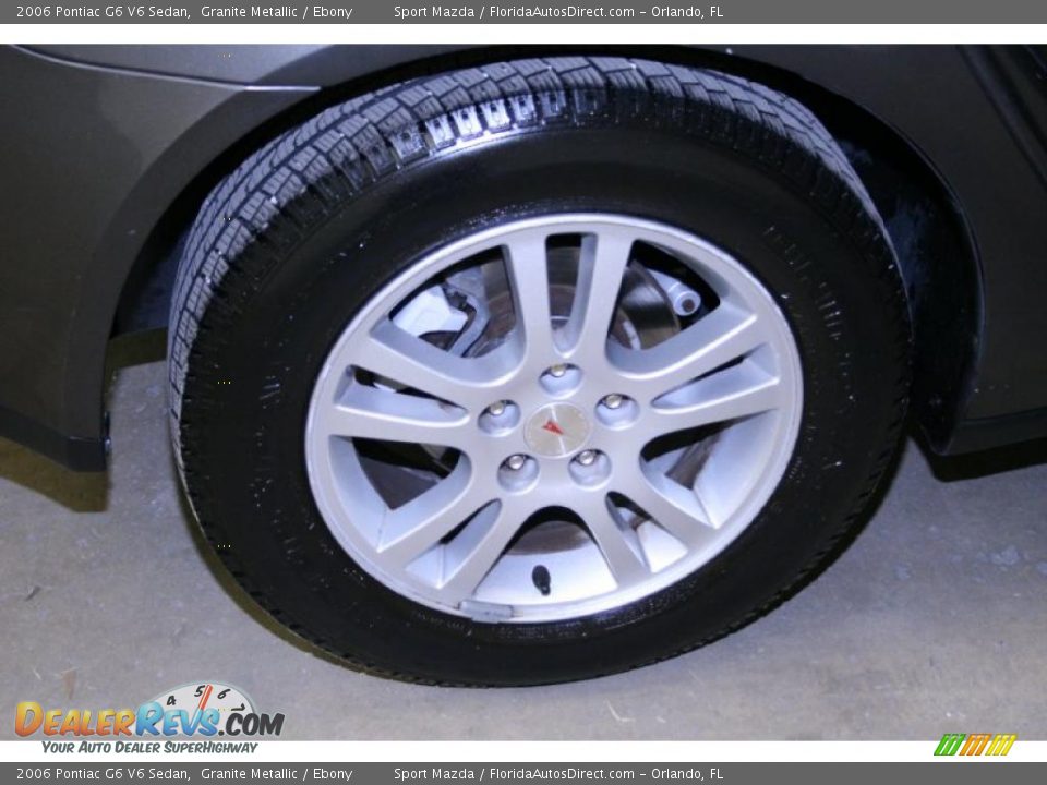2006 Pontiac G6 V6 Sedan Granite Metallic / Ebony Photo #31