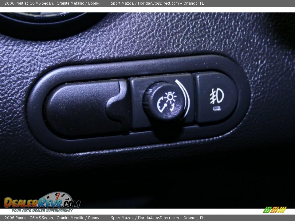 2006 Pontiac G6 V6 Sedan Granite Metallic / Ebony Photo #36