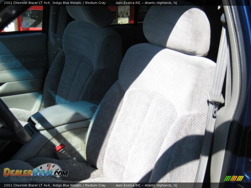2001 Chevrolet Blazer LT 4x4 Indigo Blue Metallic / Medium Gray Photo #6